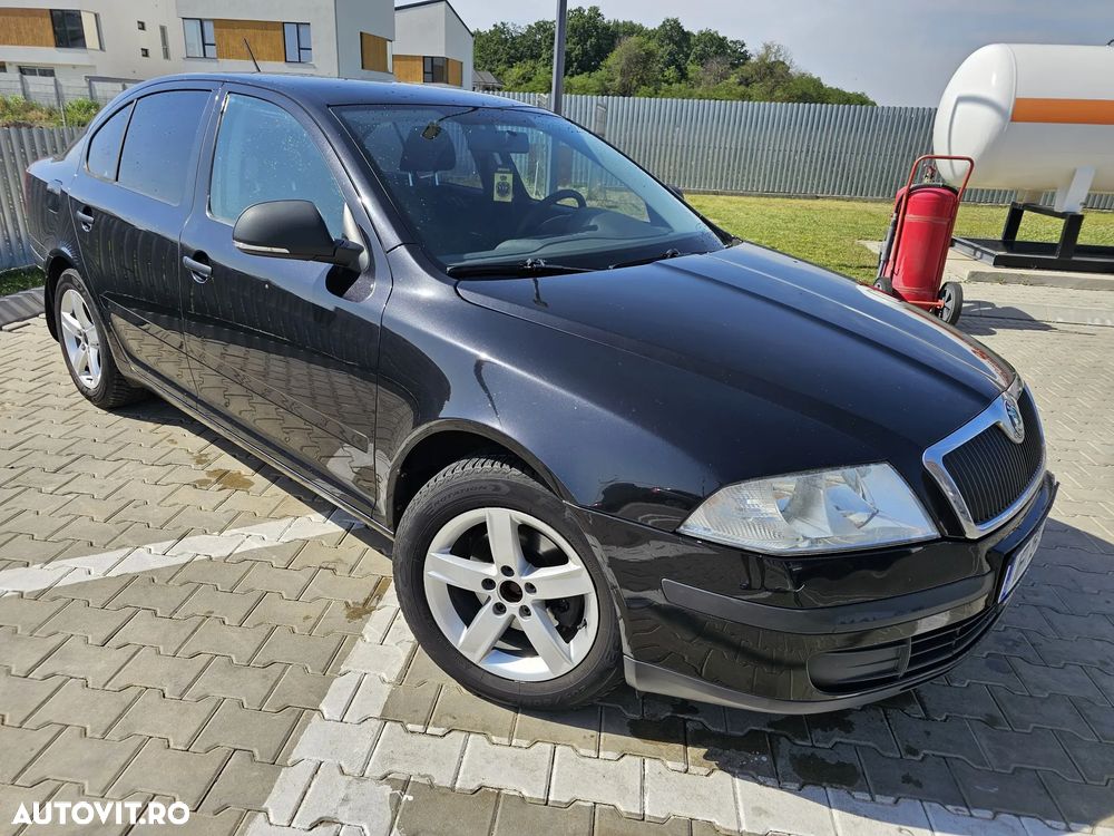 Skoda Octavia 1.6 MPI Drive - 2