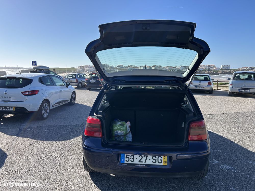 VW Golf 1.4i 25 Anos - 10