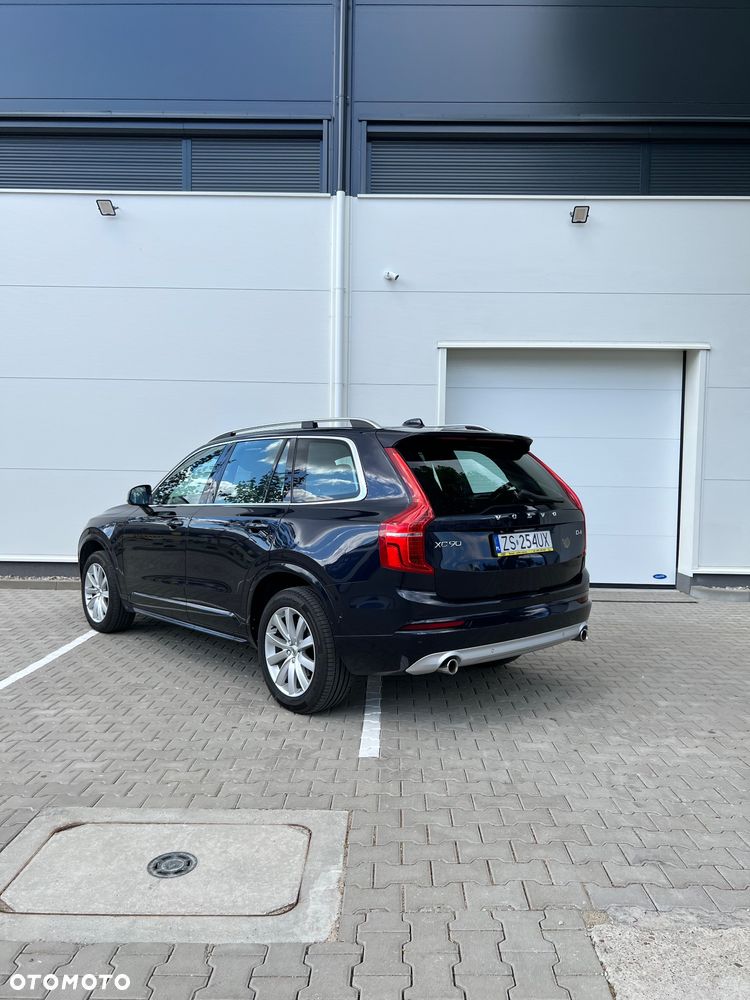 Volvo XC 90 D4 FWD Momentum 7os - 8