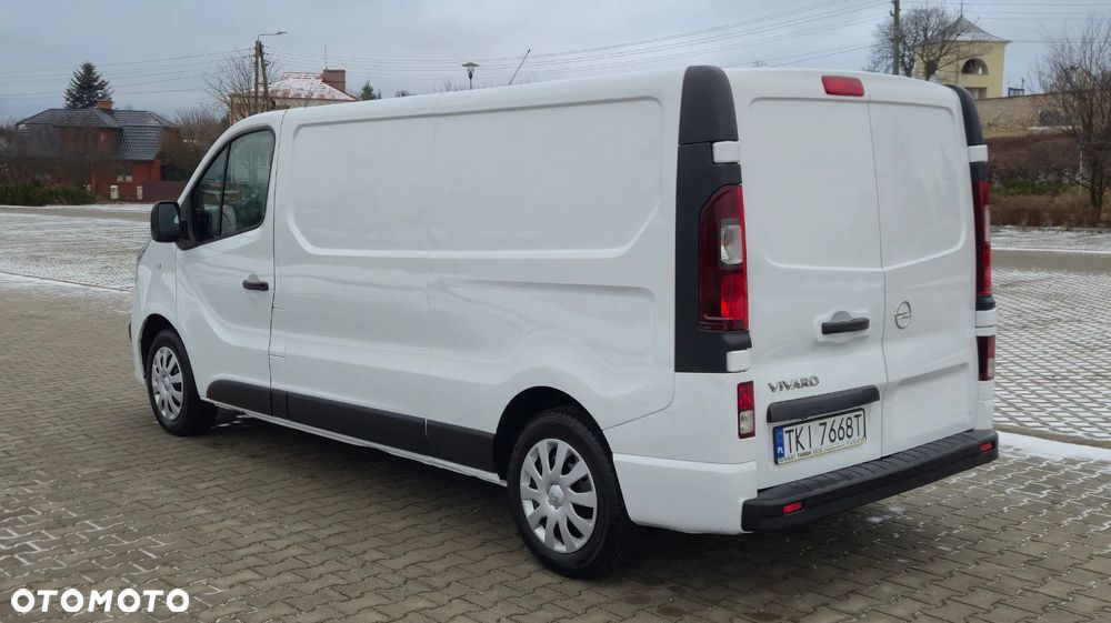 Opel VIVARO - 8