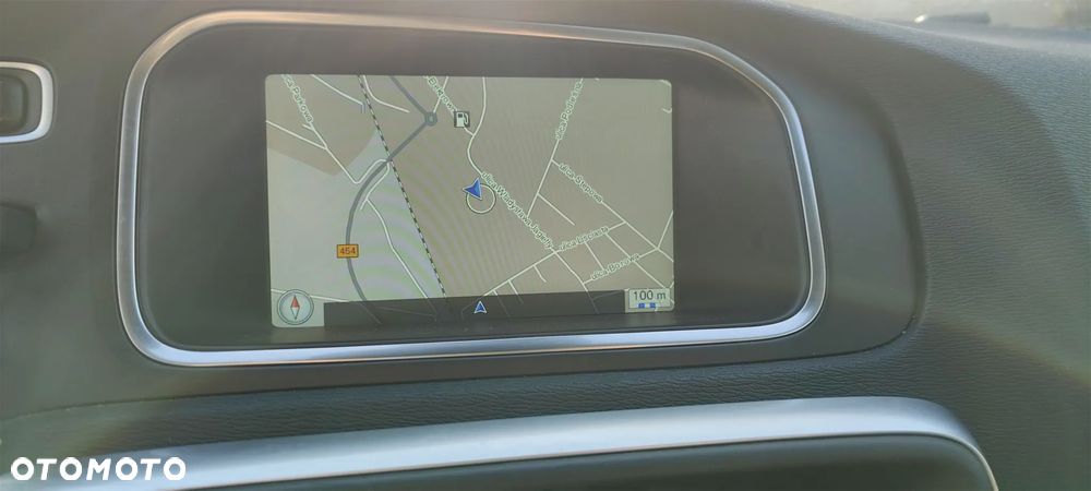 Volvo V40 D2 Momentum - 23