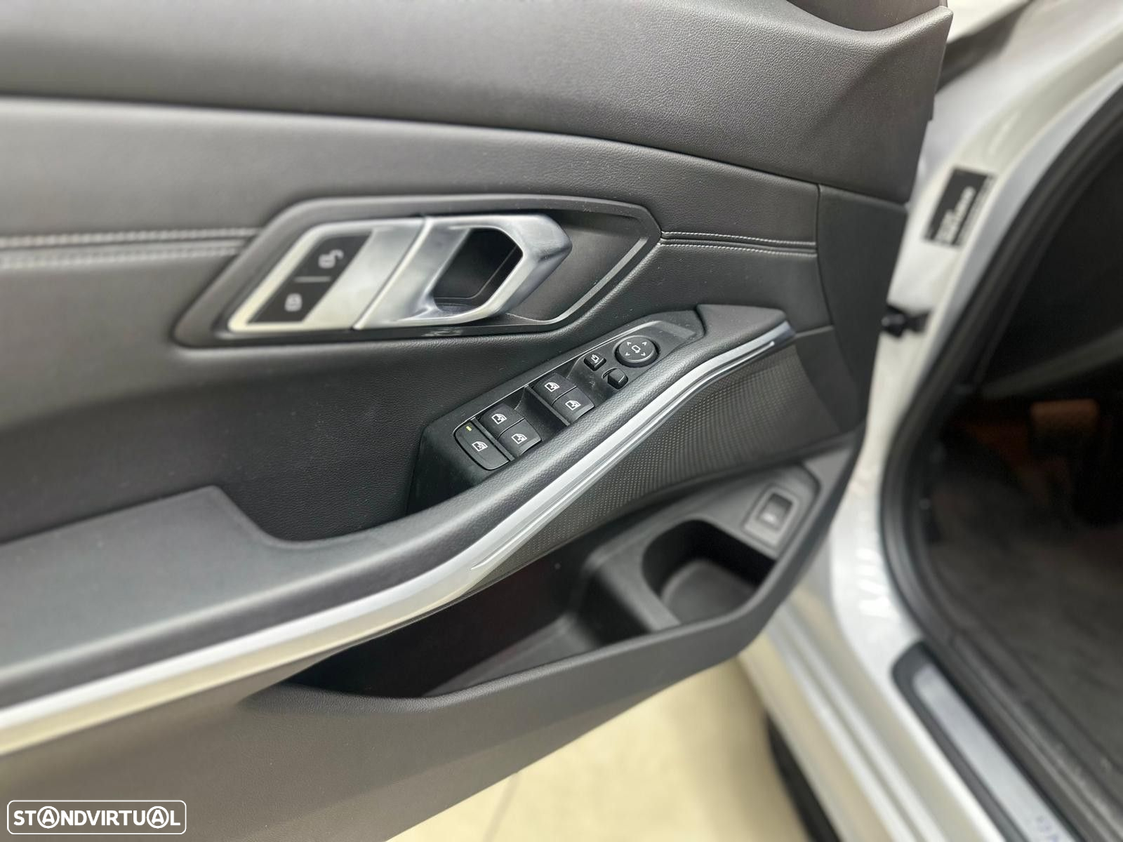 BMW 320 d Pack M Auto - 23
