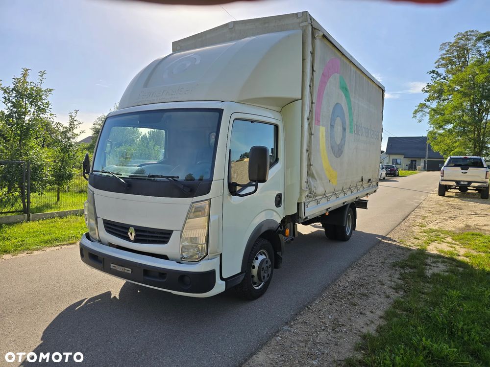 Renault Maxity - 7