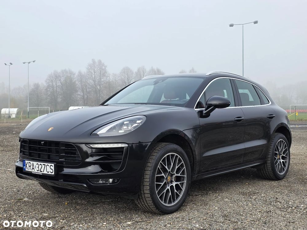 Porsche Macan - 1