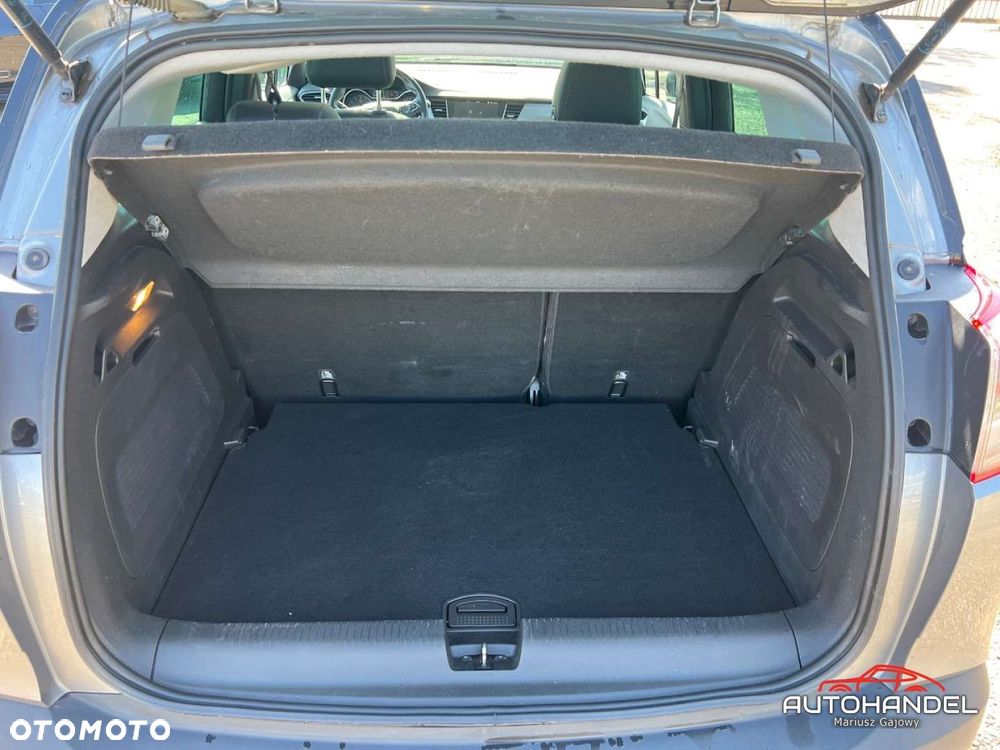 Opel Crossland X - 19