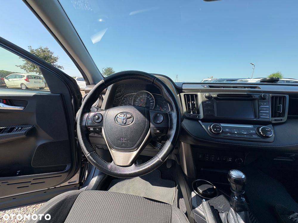 Toyota RAV4 2.0 D-4D 4x2 Start-Stop Comfort - 8