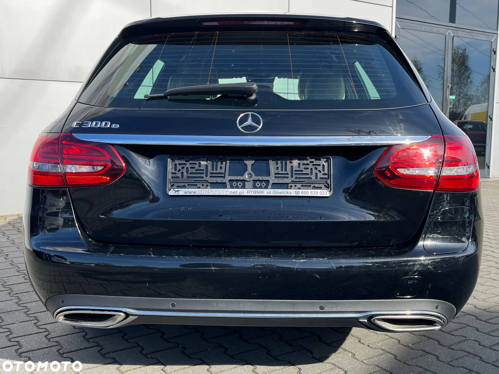 Mercedes-Benz Klasa C 300 e 9G-TRONIC - 8