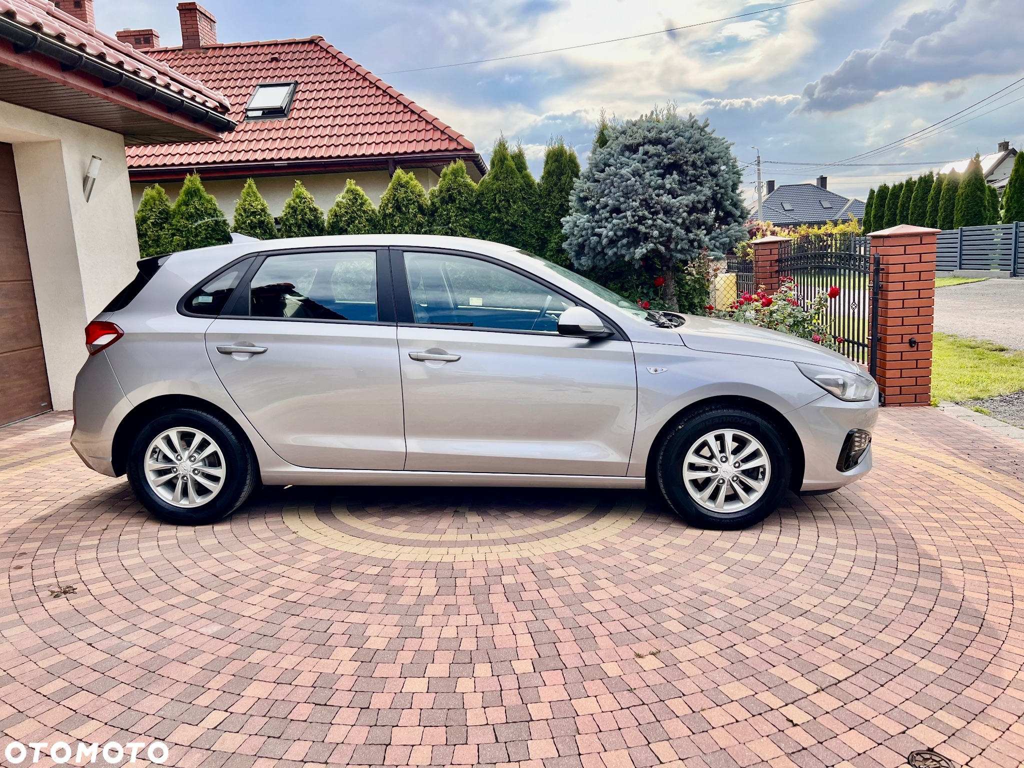 Hyundai i30 1.5 DPI Classic + - 26