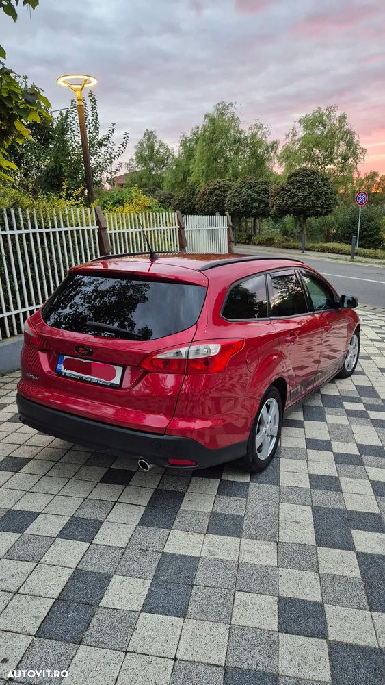 Ford Focus 2.0 TDCi DPF Powershift Titanium - 20