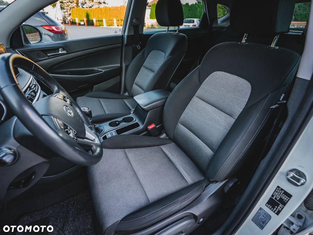 Hyundai Tucson blue 1.6 CRDi 2WD Style - 33