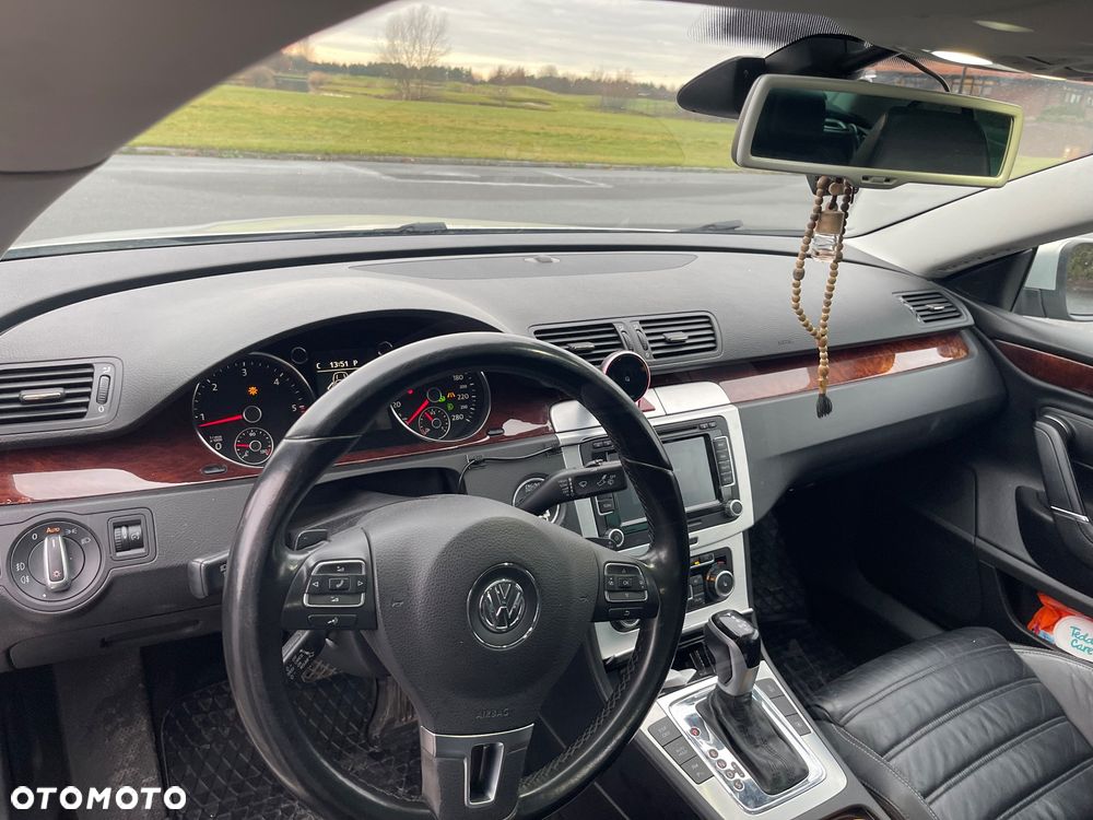 Volkswagen Passat CC 2.0 TDI DSG Exclusive - 11