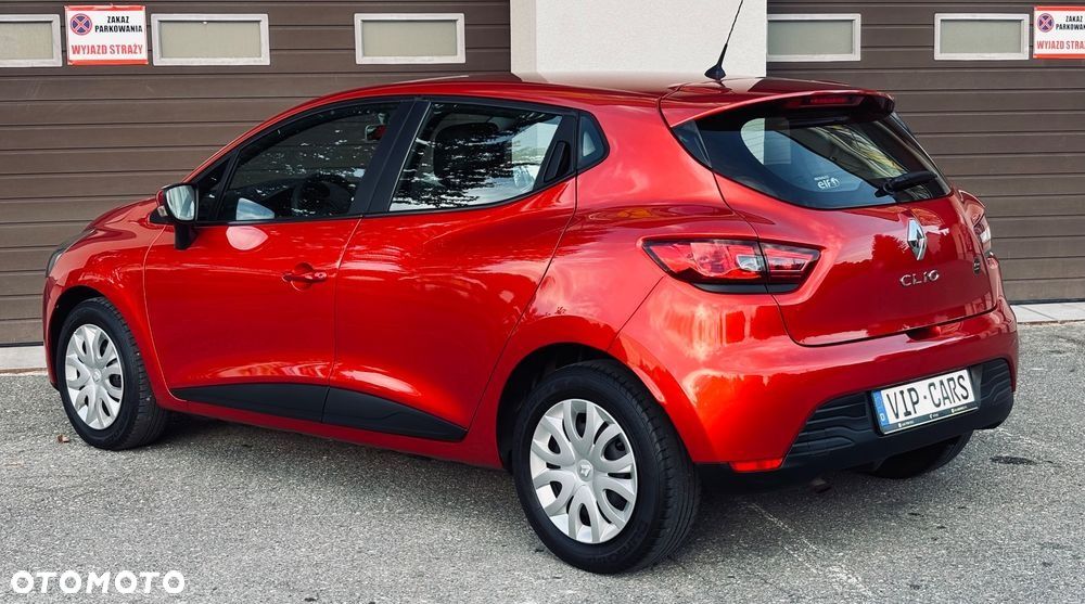 Renault Clio - 7