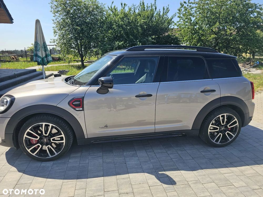 MINI John Cooper Works ALL4 sport - 2