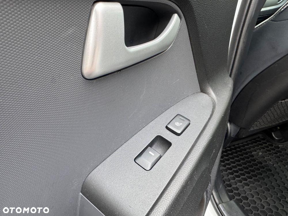 Kia Sportage 1.6 GDI 2WD ISG Dream-Team Edition - 14