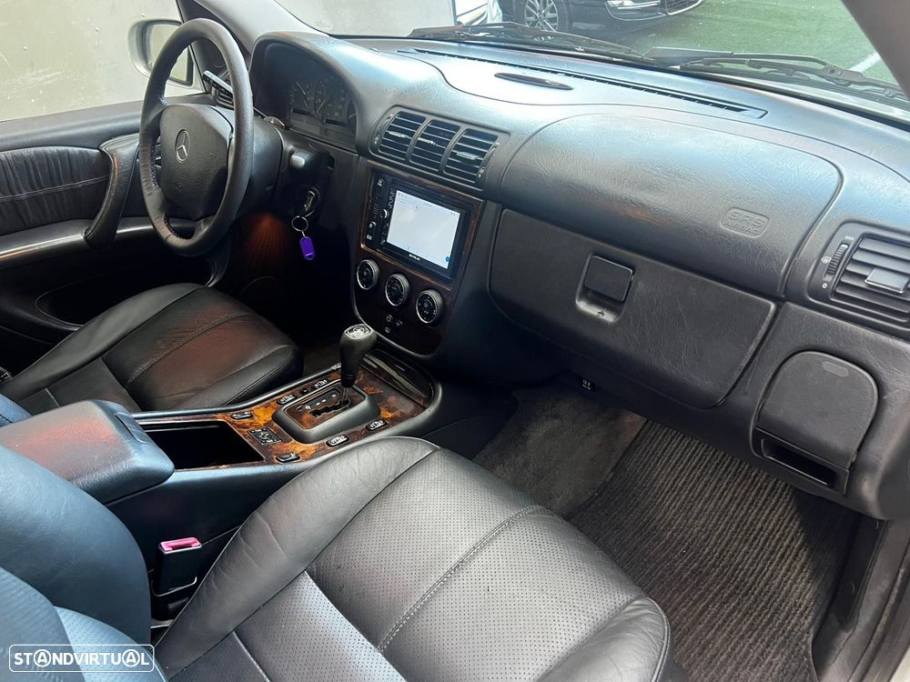 Mercedes-Benz ML 270 - 14