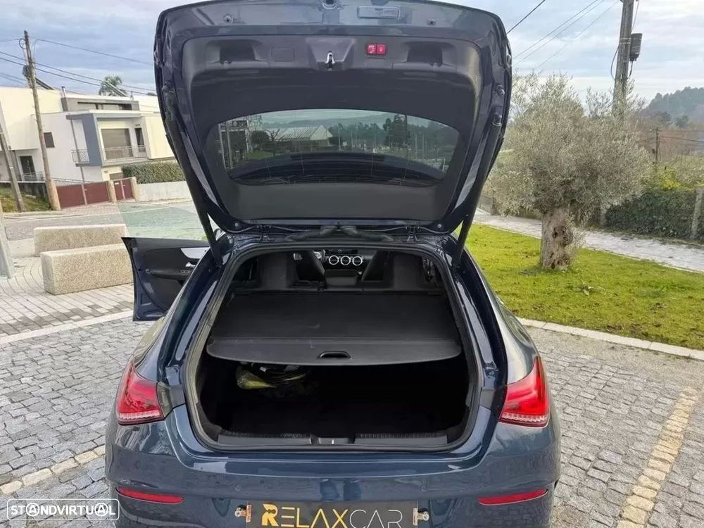 Mercedes-Benz CLA 250 e Shooting Brake AMG Line - 32
