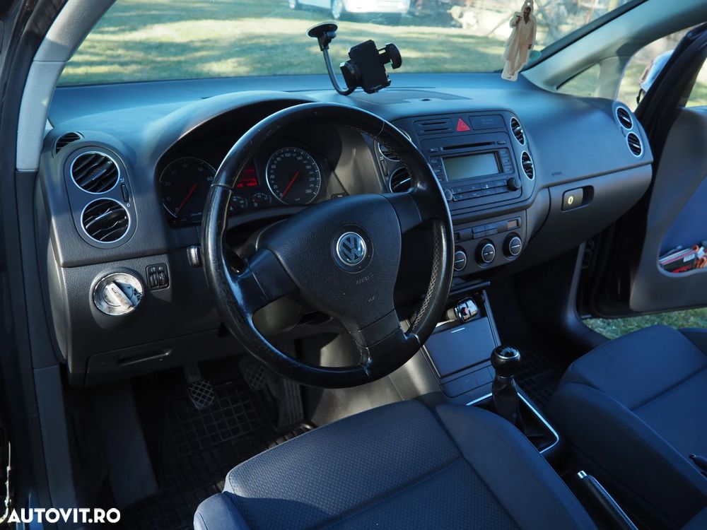 Volkswagen Golf Plus - 14