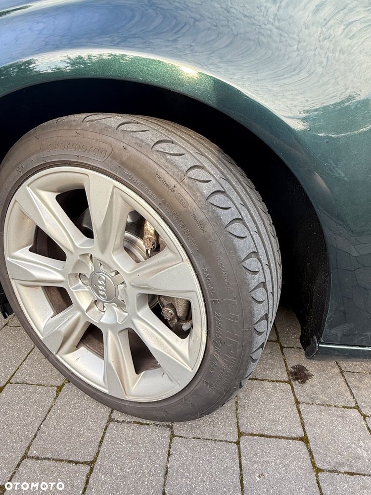 Audi A4 Limousine - 8