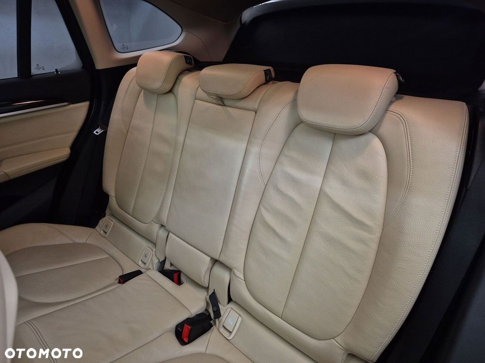 BMW X1 sDrive18d Advantage - 18