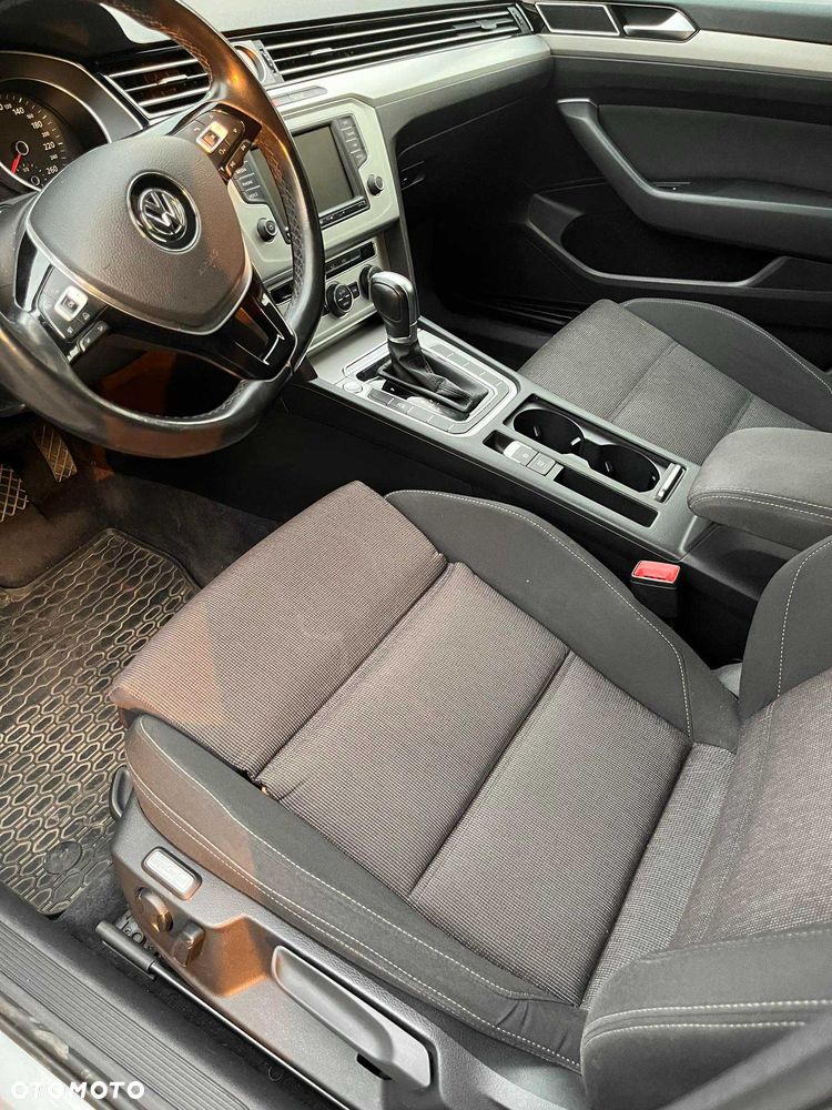 Volkswagen Passat 2015 photo 5