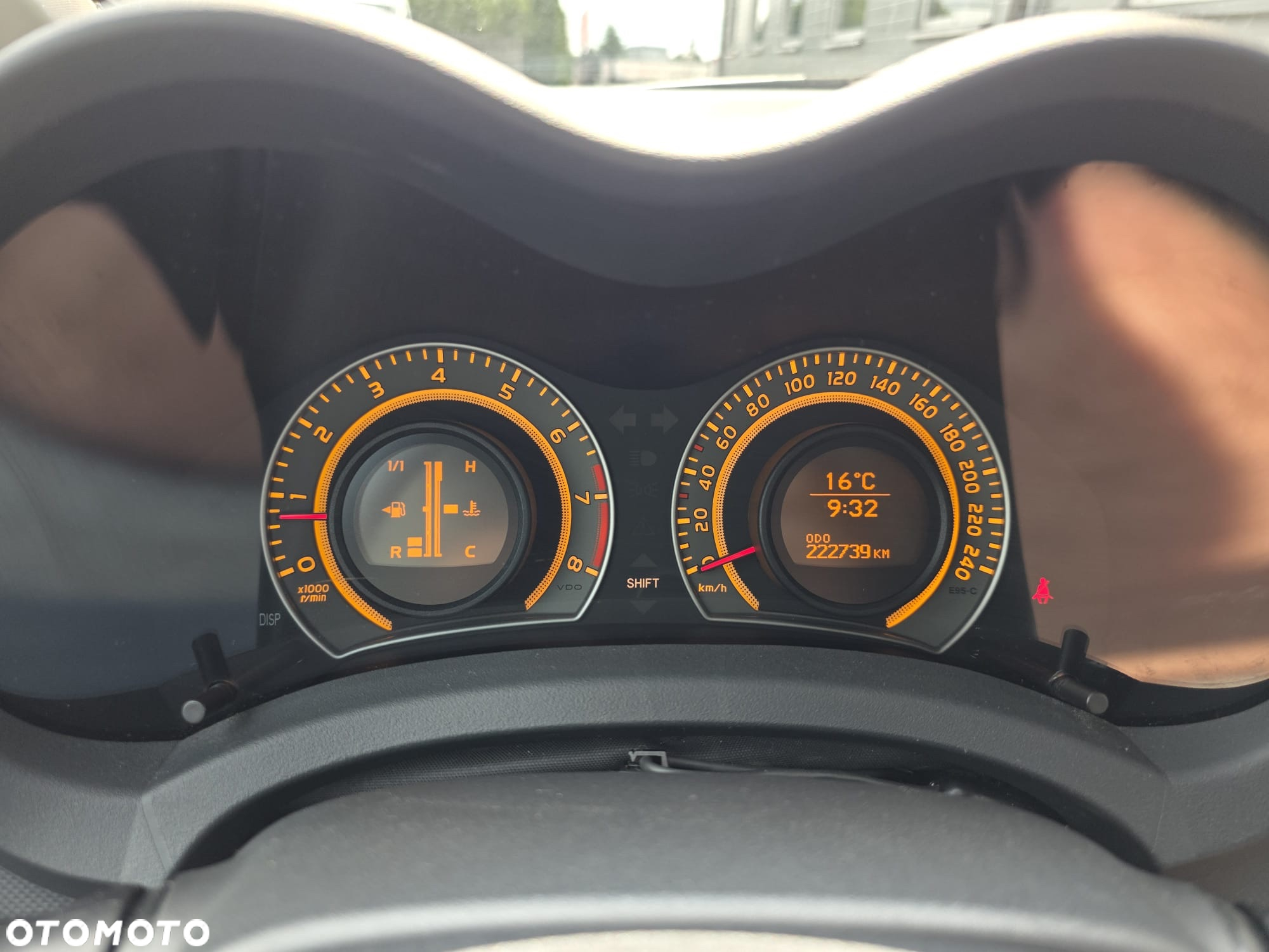 Toyota Auris 1.6 Sol - 31