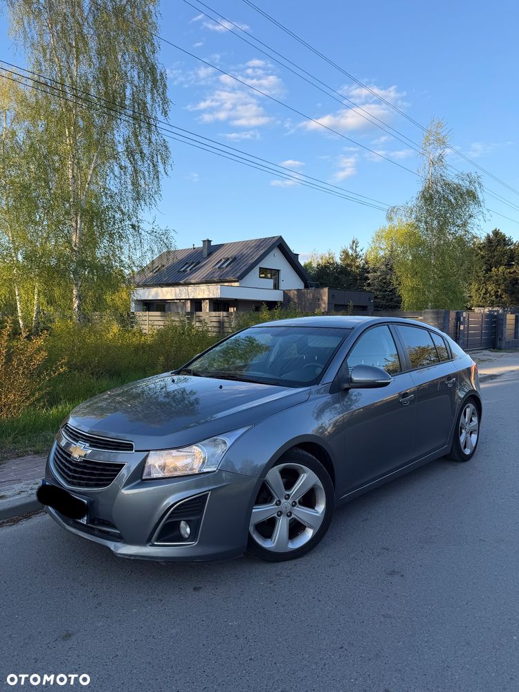 Chevrolet Cruze 1.6 LT+ - 11