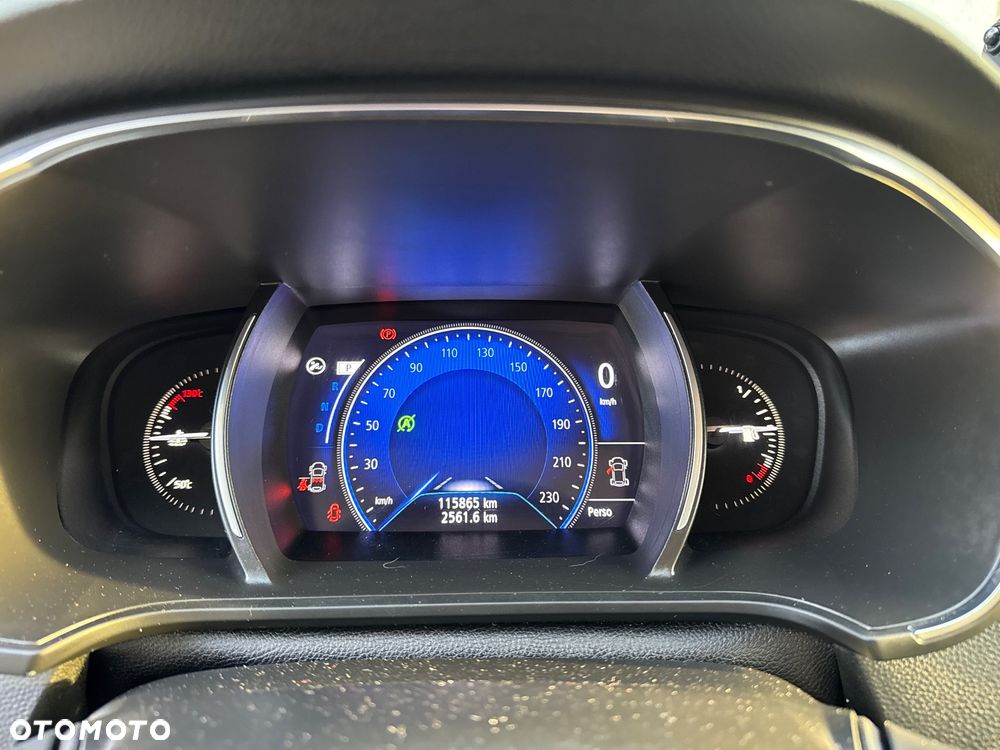 Renault Megane TCe 140 GPF EDC LIMITED - 30