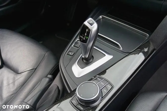 BMW Seria 3 320d Luxury Line - 14