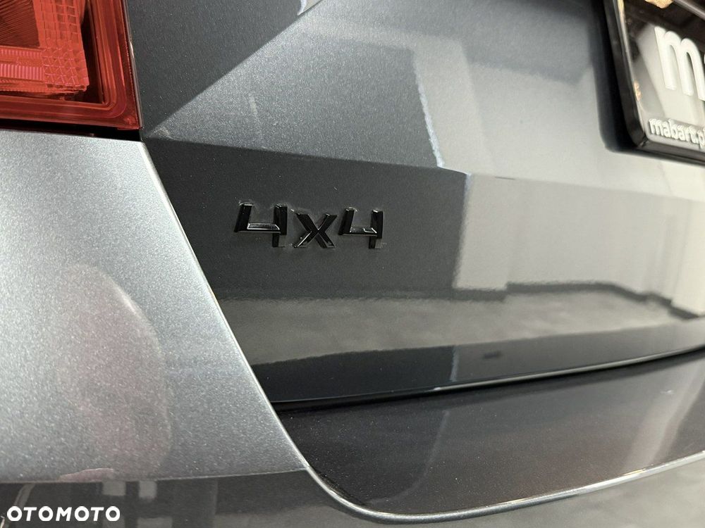 Skoda Octavia 2.0 TDI SCR 4x4 RS DSG - 20