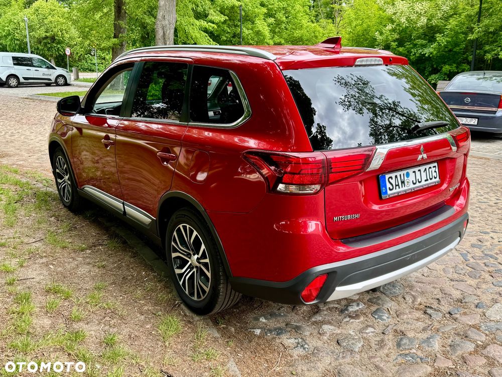 Mitsubishi Outlander - 20