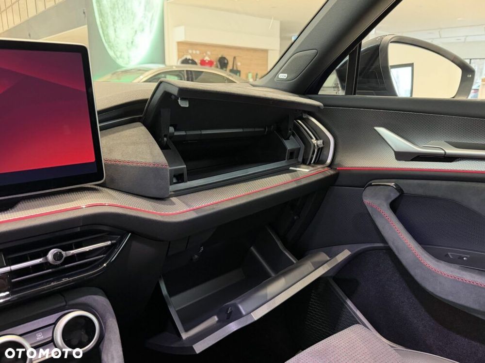 Skoda Kodiaq 2.0 TSI 4x4 DSG RS - 12