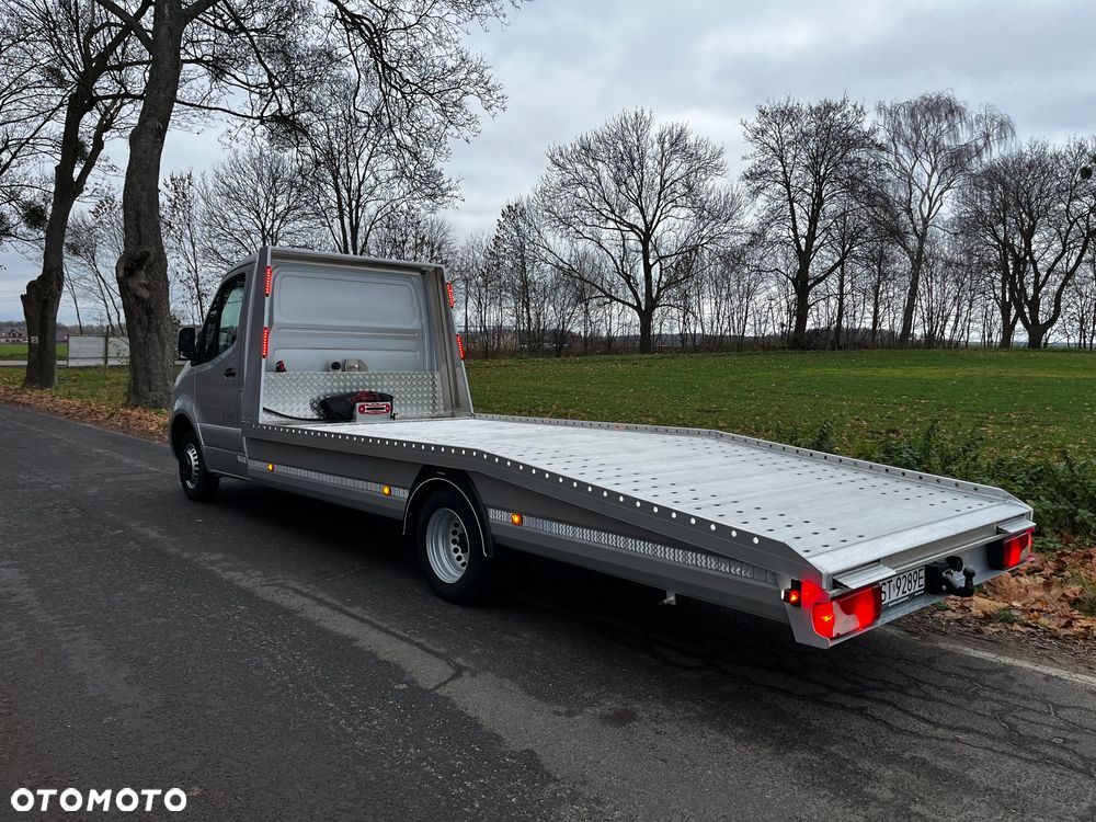 Mercedes-Benz Sprinter - 3