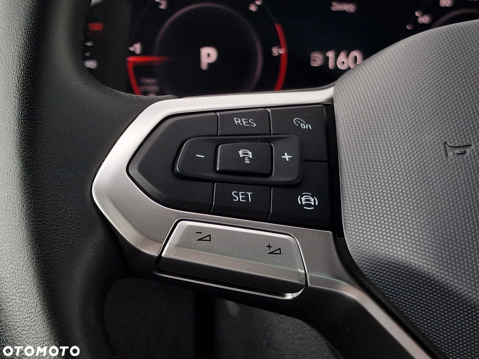 Volkswagen Tiguan 2.0 TDI SCR 4Mot Elegance DSG - 34