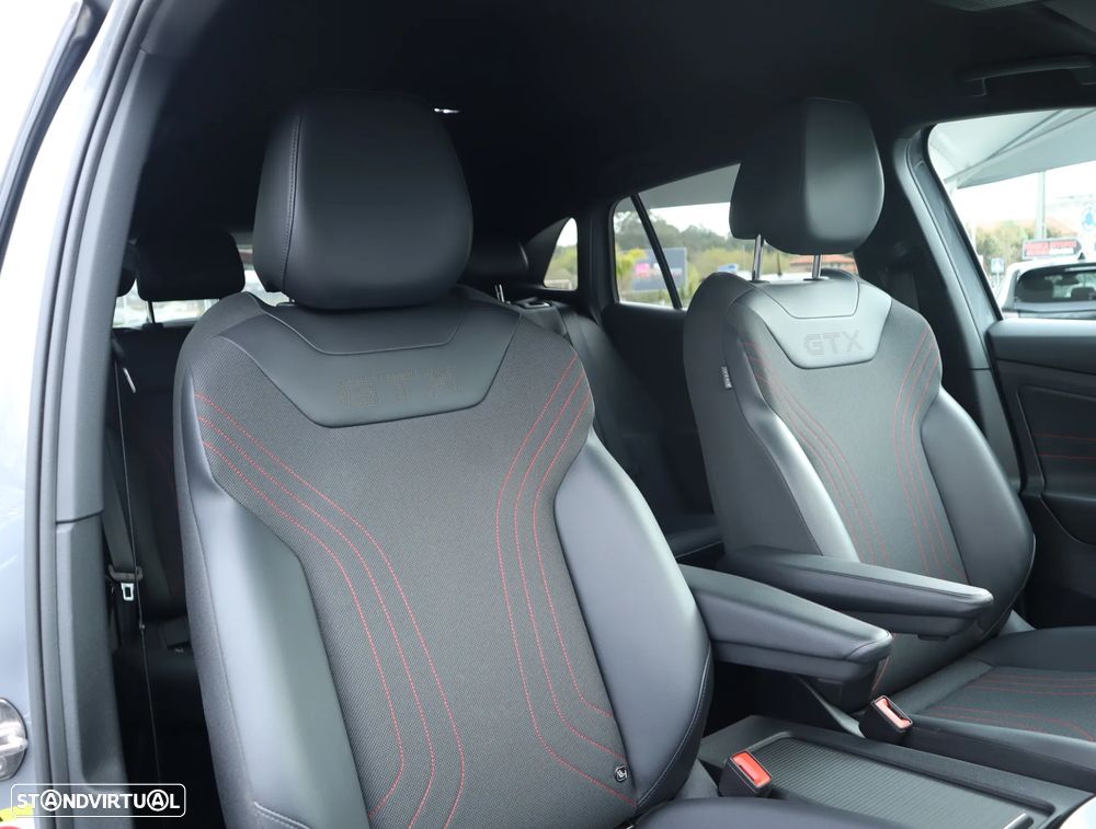 VW ID.4 4Motion GTX - 5