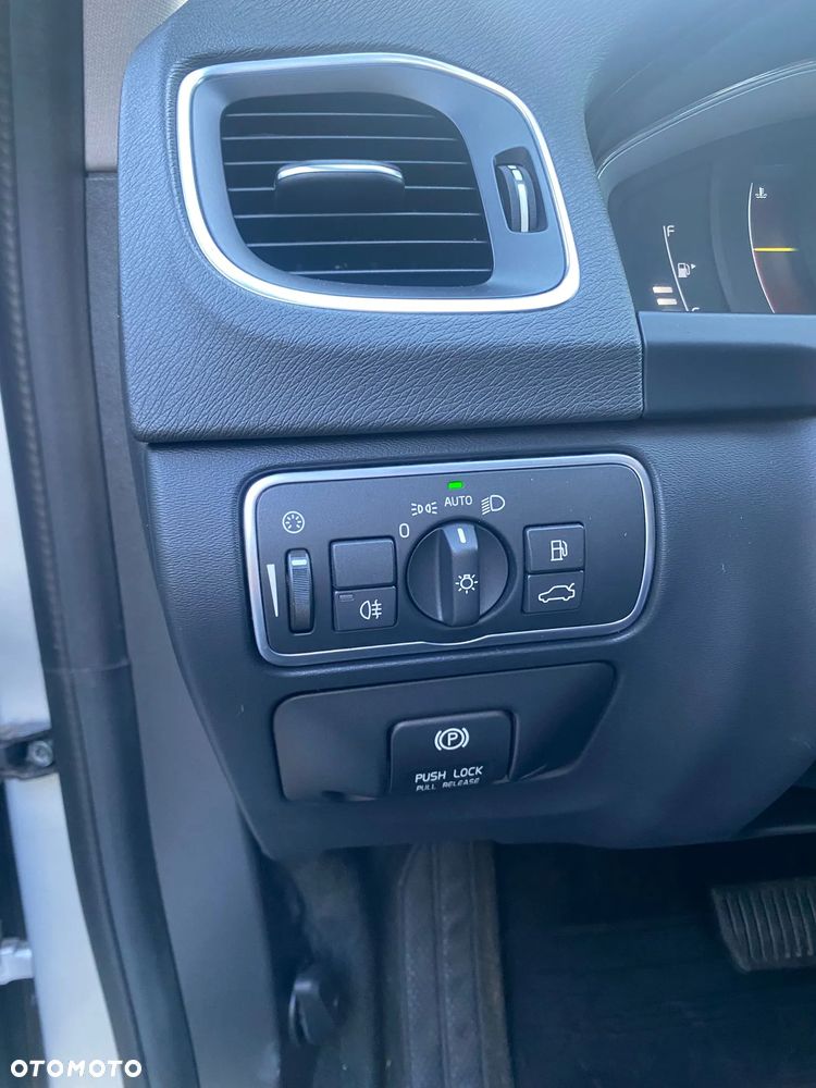 Volvo S60 T5 Drive-E Base - 8