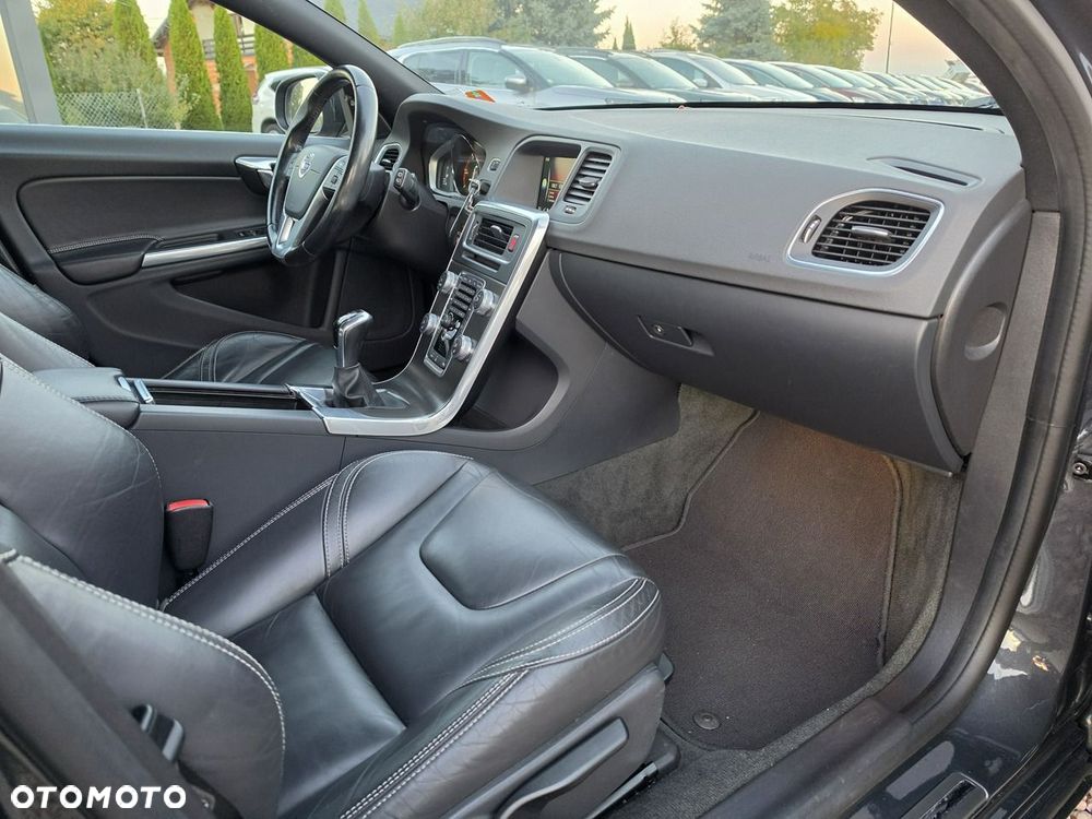 Volvo V60 - 29