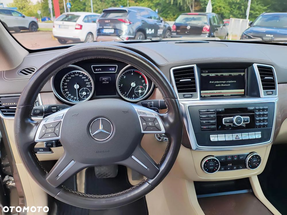 Mercedes-Benz GL 350 BlueTEC 4Matic 7G-TRONIC - 10