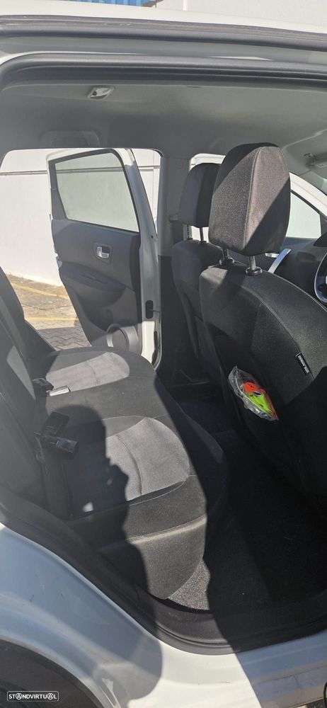 Nissan Qashqai 1.6 dCi N-Tec - 8