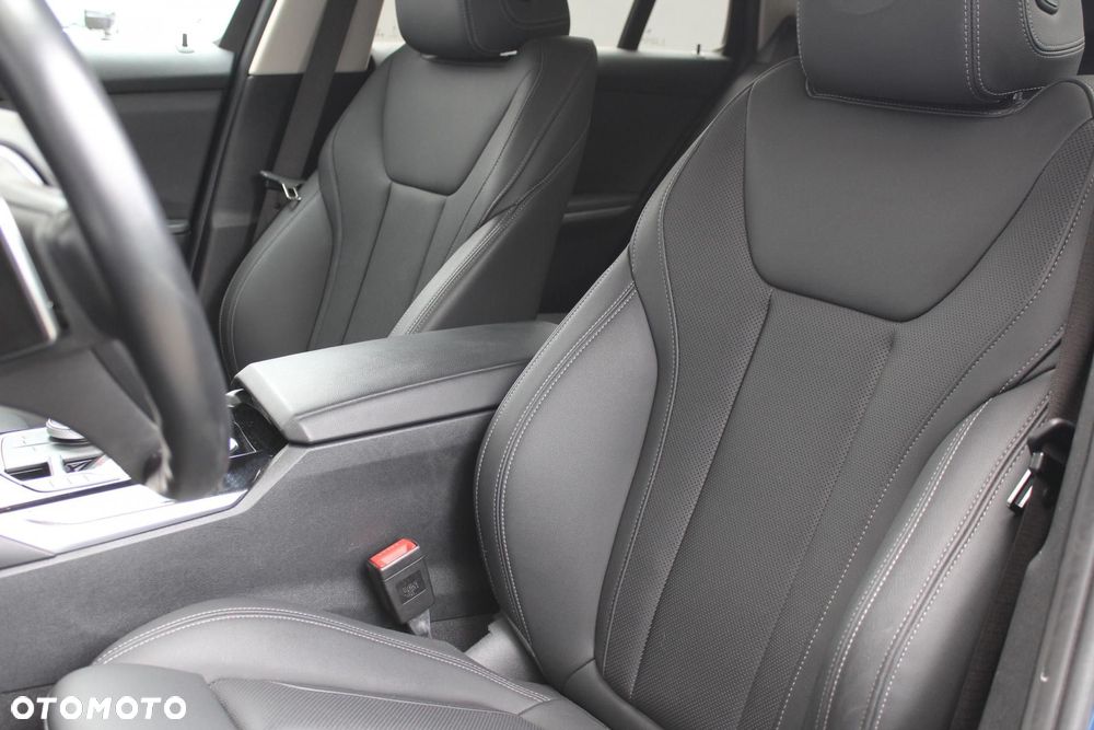 BMW Seria 3 - 8