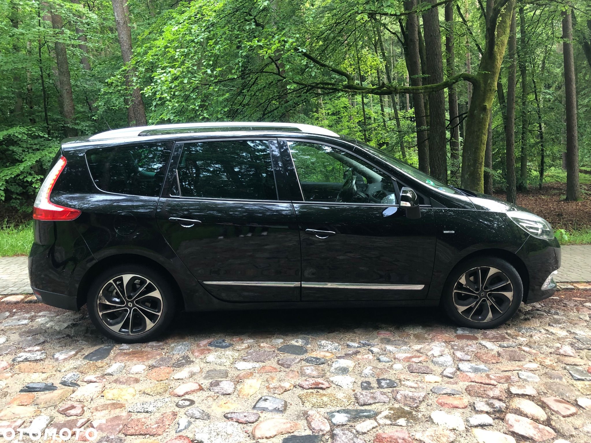 Renault Grand Scenic ENERGY dCi 130 BOSE EDITION - 1