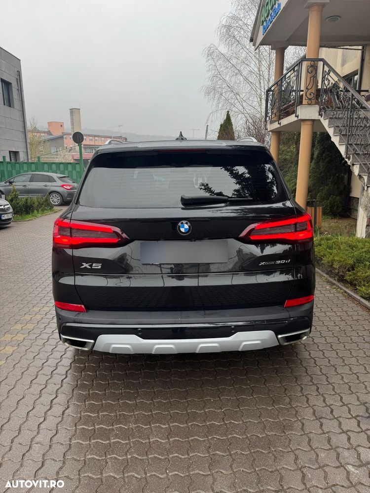 BMW X5 xDrive30d - 16