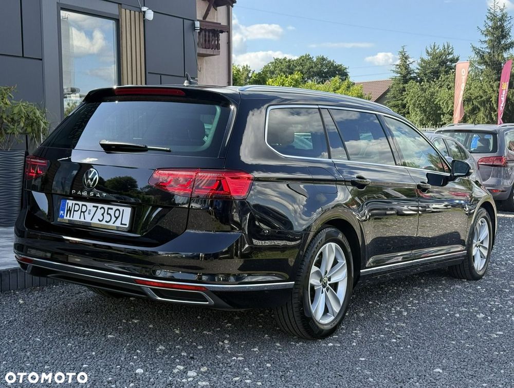 Volkswagen Passat 2.0 TSI Elegance DSG - 12