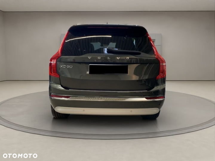 Volvo XC 90 B5 D AWD Ultimate Bright - 4