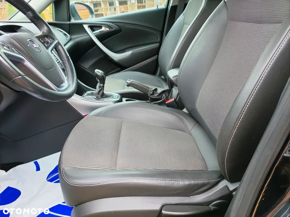 Opel Astra 1.7 CDTI DPF Cosmo - 25