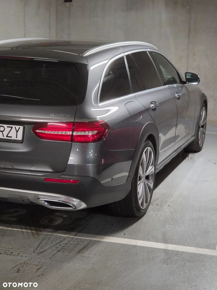 Mercedes-Benz Klasa E 220 d 4-Matic All-Terrain - 1
