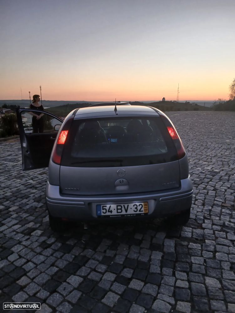 Opel Corsa 1.3 CDTi Silver - 8