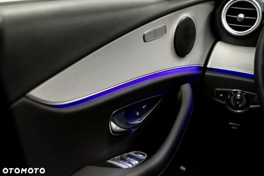 Mercedes-Benz Klasa E - 25