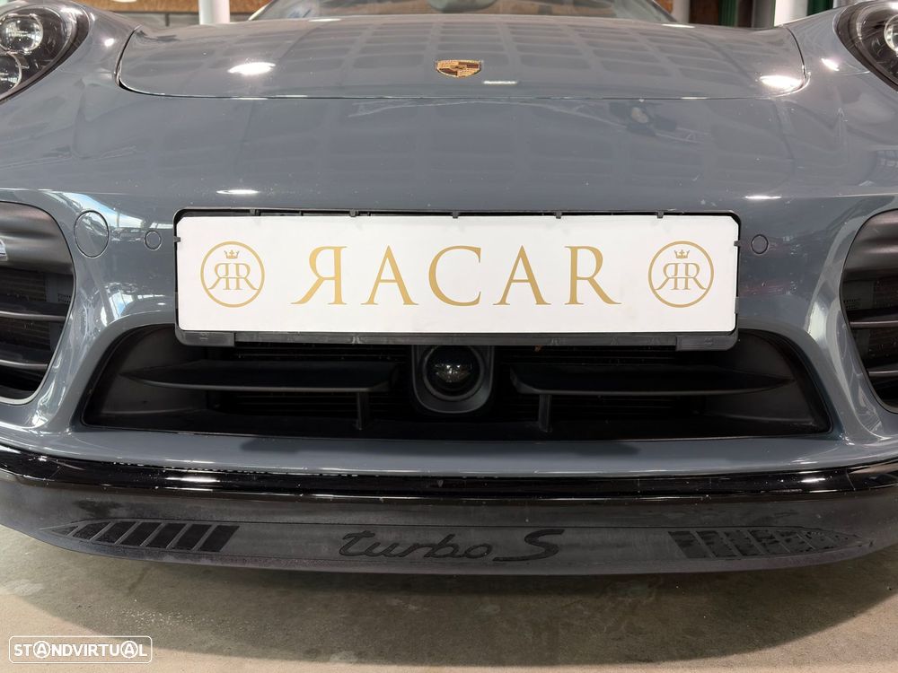 Porsche 911 (991) Turbo S Cabriolet - 23
