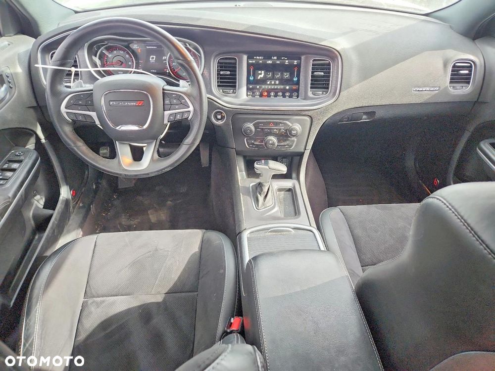 Dodge Charger - 9