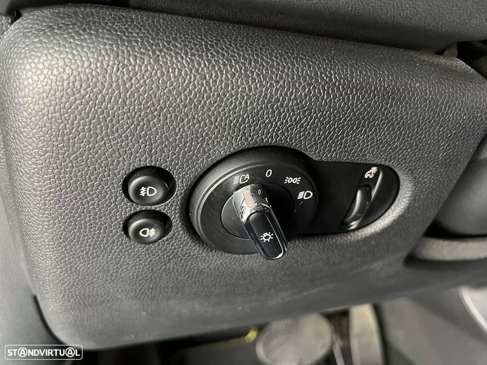 MINI 3 Portas Cooper SE Yours - 23